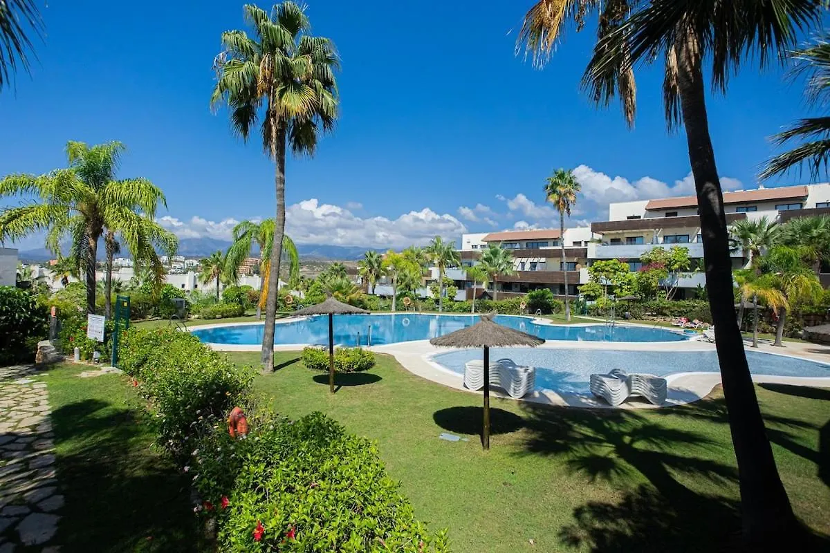 Villa Padierna Luxury Aprtment 0*, אסטפונה ספרד